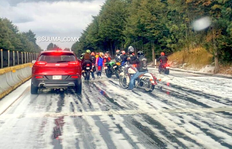 Accidente en carretera por granizo