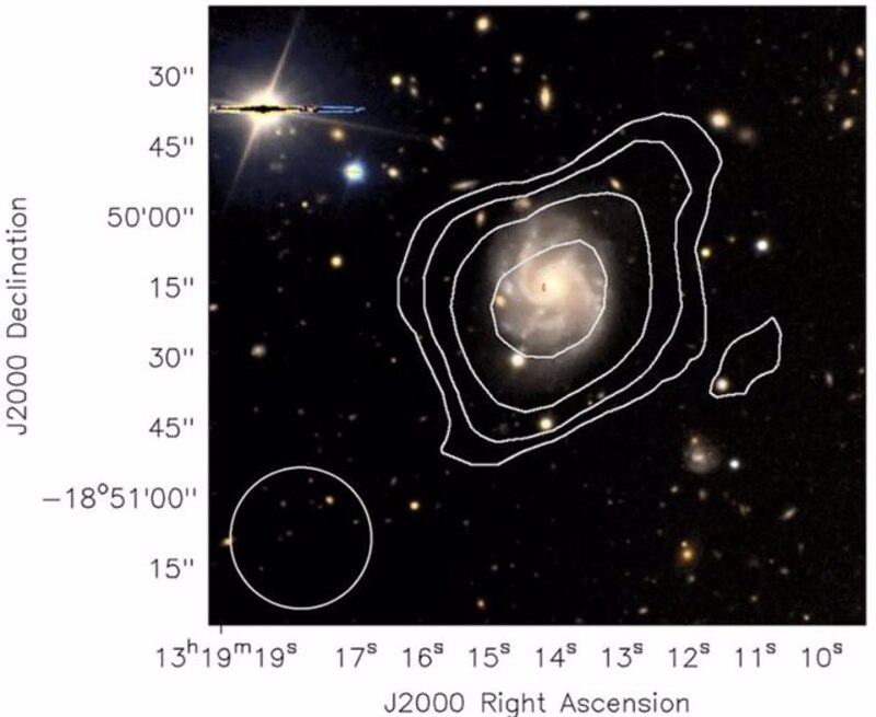 Imagen óptica del cúmulo de galaxias Abell 2218