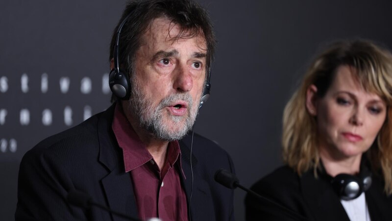 El director de cine Pedro Almodóvar en una rueda de prensa.