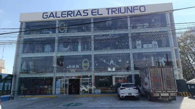 Sucursal de Galerías El Triunfo