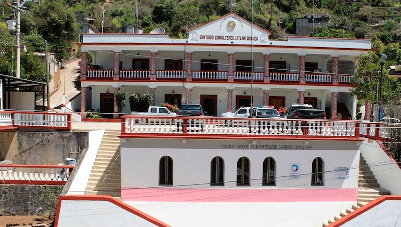 Centro Comunitario de Aprendizaje Santiago Comaltepec