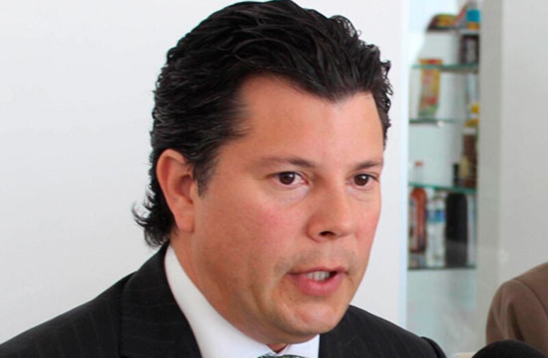 El presidente de México, Enrique Peña Nieto, da un discurso.