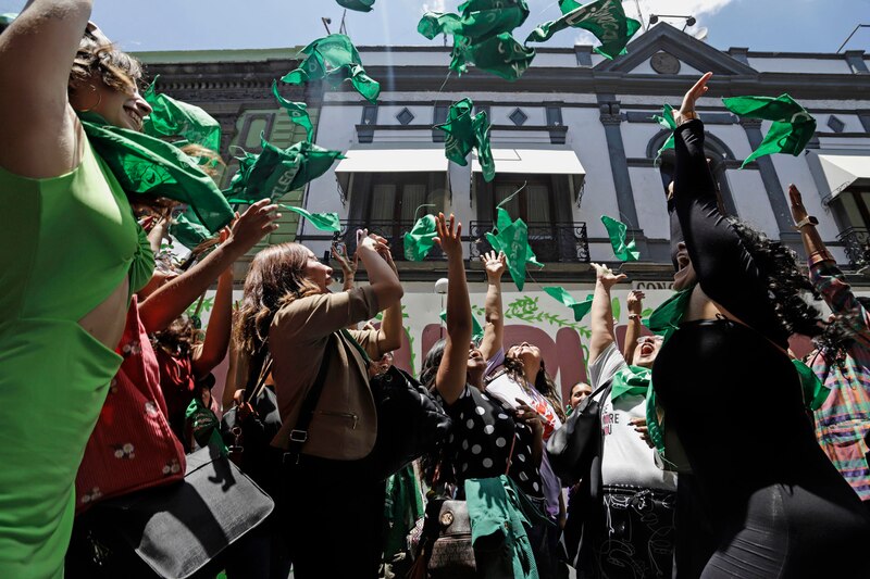 Mujeres celebran el Día Internacional de la Mujer