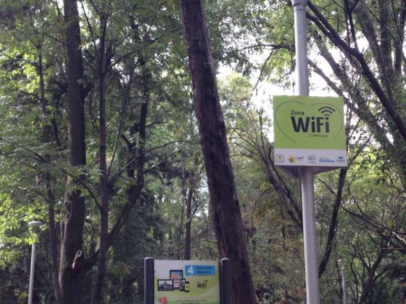Zona WiFi gratis en el parque