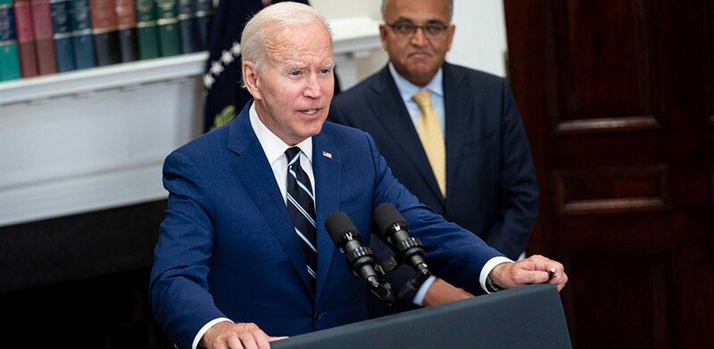 El presidente Biden pronuncia un discurso sobre la economía