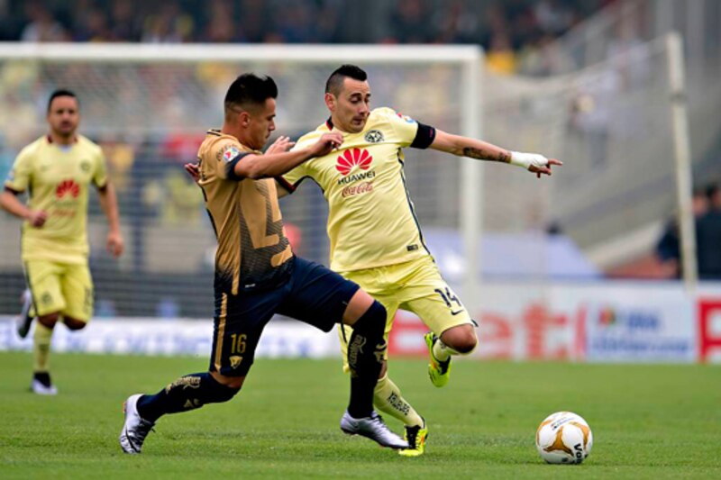 ¡Jugadores de fútbol en acción!