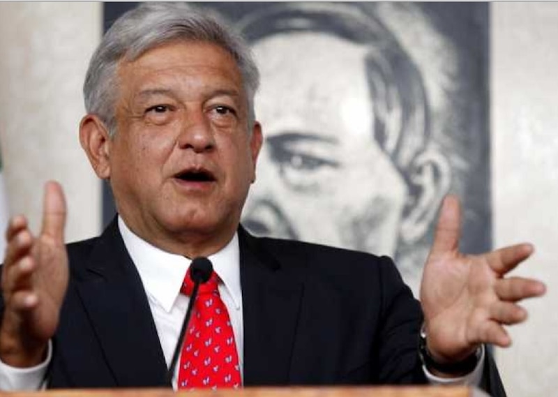 El presidente Andrés Manuel López Obrador da un discurso.