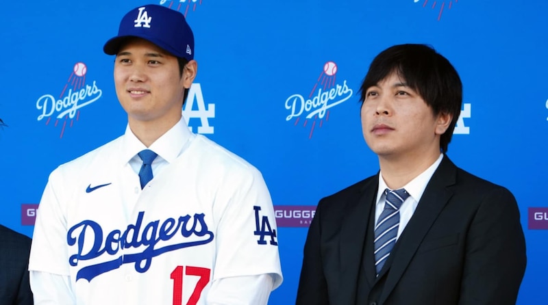 El lanzador japonés Kenta Maeda es presentado por los Dodgers de Los Ángeles