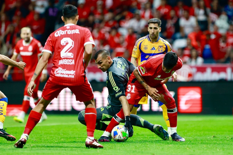 Partido entre Toluca va Tigres