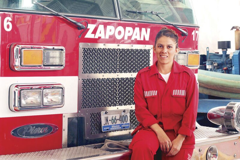 Mujer bombero