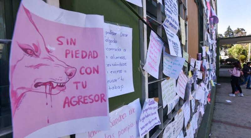 Protesta contra la violencia de género en una universidad