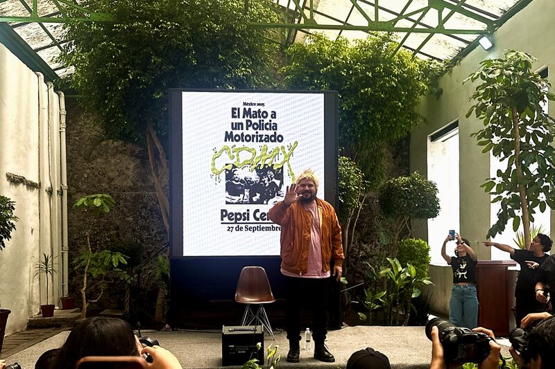 Conferencia de prensa de El Mató a un Policía Motorizado