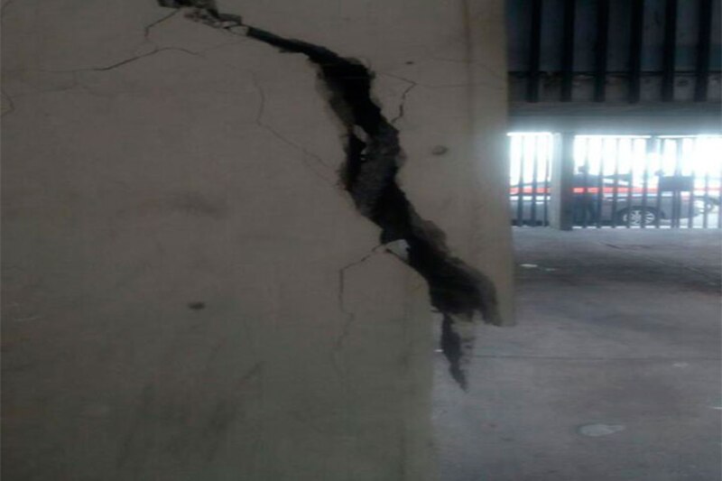 Grietas en la pared