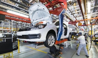 Inegi: Cae producción de autos ligeros 2.19 % en julio; exportaciones también bajan 9.69 % 