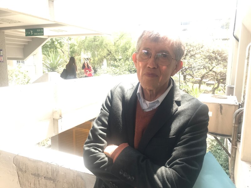 El profesor jubilado de la Universidad Nacional Autónoma de México (UNAM), Ruy Pérez Tamayo, durante una entrevista.