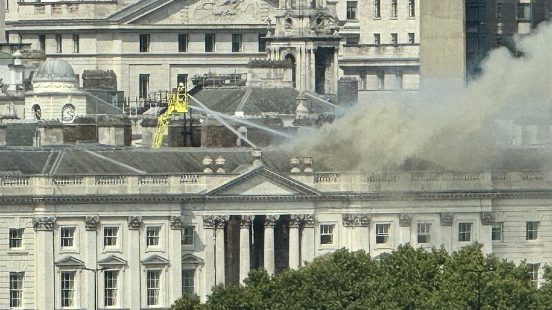 Incendio en un edificio de Londres