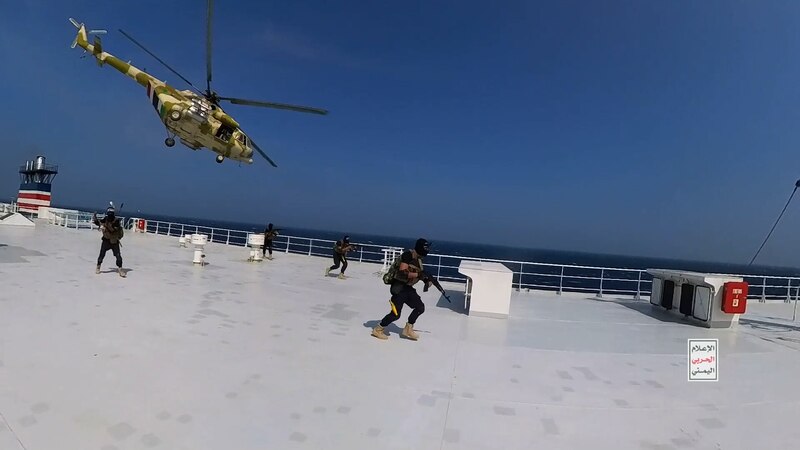 Piratas somalíes atacan un barco en el Océano Índico