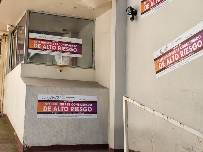 Edificio en riesgo de derrumbe