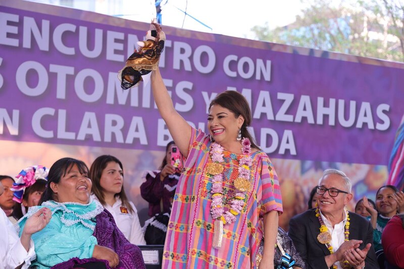 Encuentro con otomíes y mazahuas en la Clara Batiz