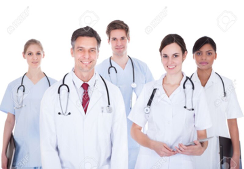 Equipo de médicos y enfermeras