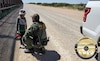 ICE usa datos de protectores de niños migrantes para ubicar y cazar a indocumentados