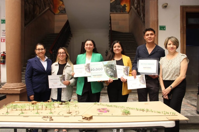 Entrega de premios del concurso "Parques Ecológicos".