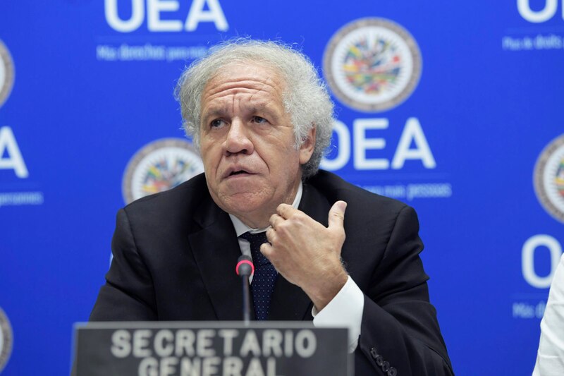 El Secretario General de la OEA, Luis Almagro, durante una conferencia de prensa.