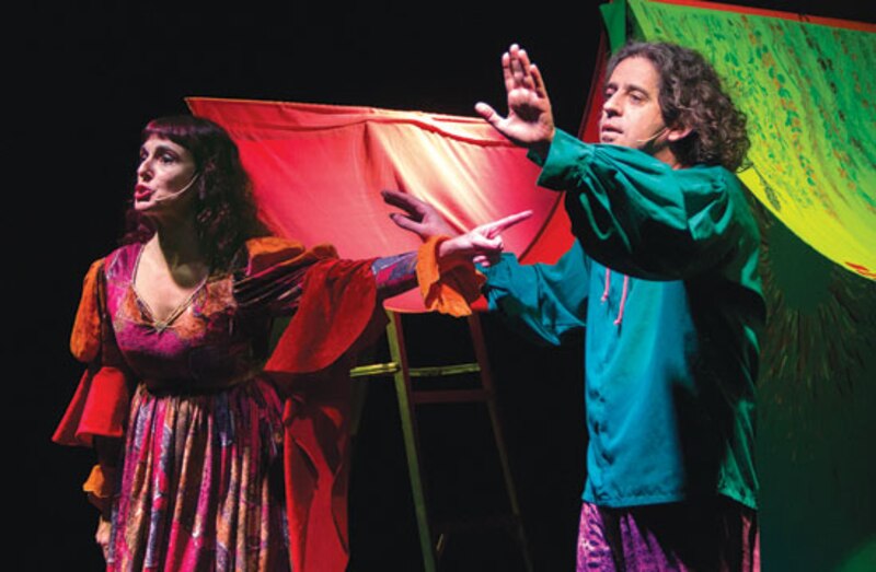 Actores en una obra de teatro
