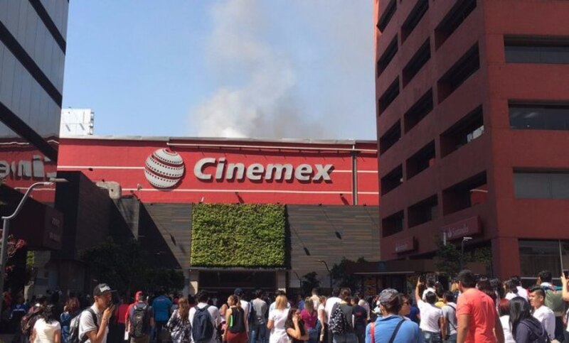 Cinemex en llamas