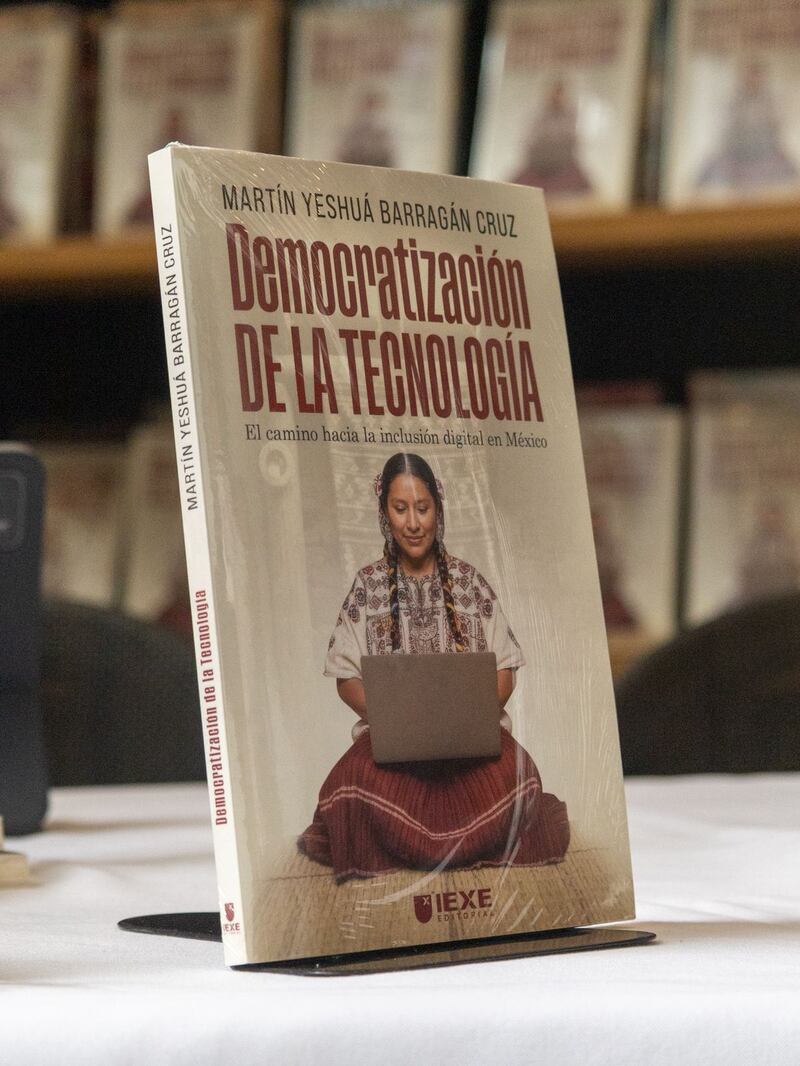 Conversatorio del libro “Democratización de la tecnología: el camino hacia la inclusión digital en México”