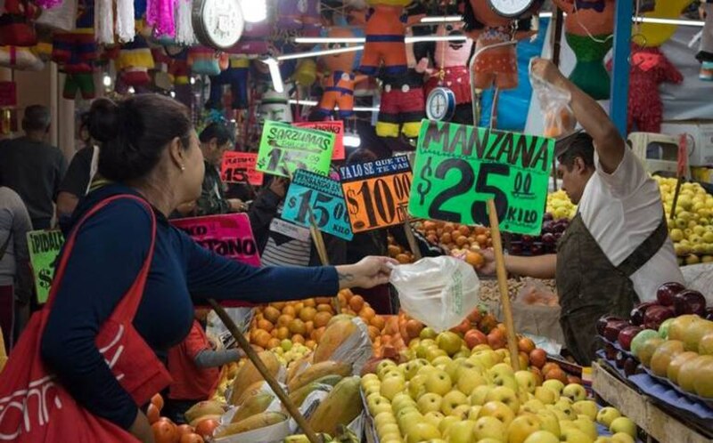 Mercado de frutas y verduras en México