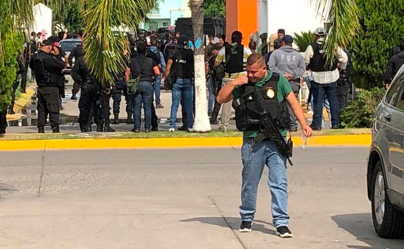 Enfrentamiento entre policías y presuntos delincuentes deja un muerto en Acapulco