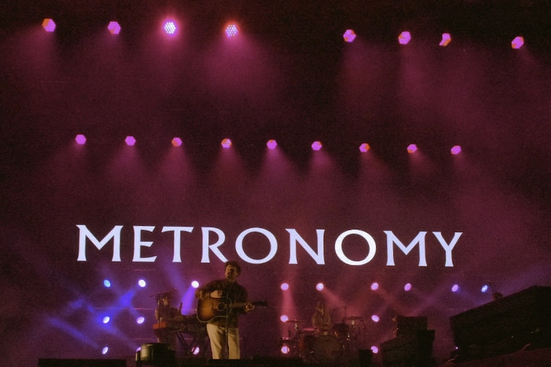 Metronomy en concierto