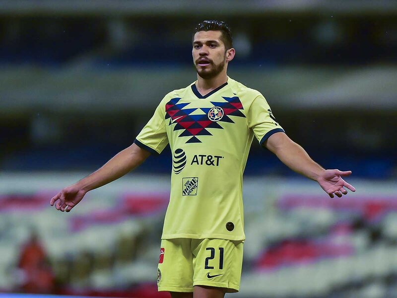 Jugador de fútbol americano en uniforme amarillo con el número 21