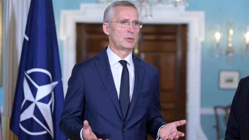 El secretario general de la OTAN, Jens Stoltenberg, advierte de que Rusia está tratando de dividir a Occidente