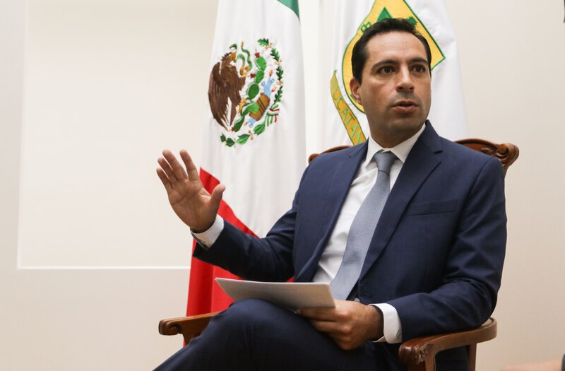 El presidente mexicano, Enrique Peña Nieto, da un discurso.