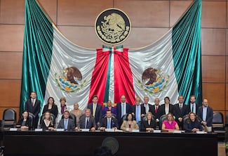 México se aproxima a país de primer mundo, con firma de la Unión Europea ya está, dicen morenistas