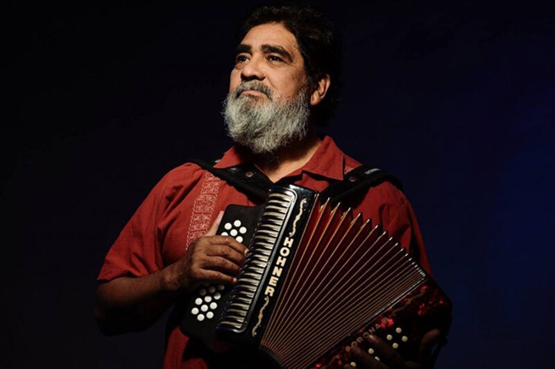 El acordeonista mexicano Celso Piña