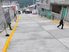 Pavimentan calle en Ecatepec tras 28 años de espera de los vecinos