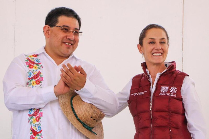 El Presidente Municipal de Querétaro, Luis Nava, y la Secretaria de Turismo, Adriana Vega, durante la inauguración de la Feria Internacional de Querétaro 2022.