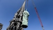  Reinstaldas en la aguja de Notre Dame dieciséis estatuas retiradas antes del incendio 