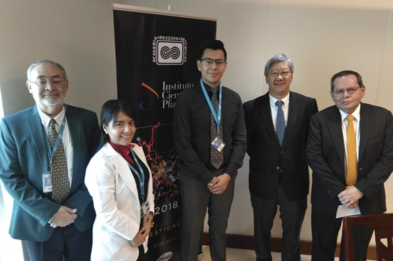 Investigadores del Instituto de Ciencias reciben premio