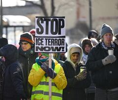 Trump se muestra ahora dócil tras el clamor nacional por la brutalidad del ICE 