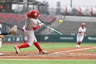 Diablos Rojos apabulla a Sultanes en el infierno