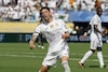 El Real Madrid vence a Pachuca con diez jugadores