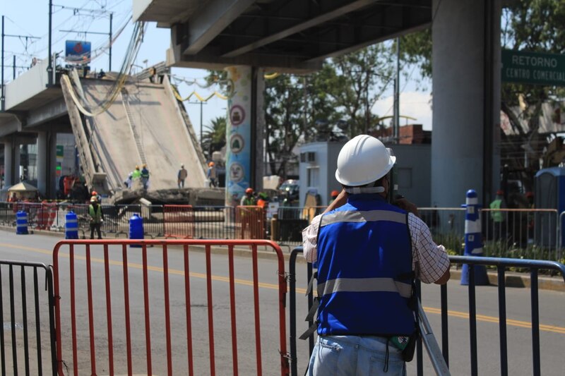 Colapso de un puente en la Ciudad de México
