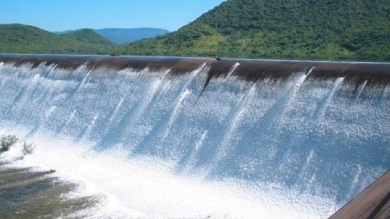 Presa de la Hidroeléctrica de Itaipú