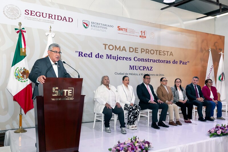 Title: Red de Mujeres Constructoras de Paz toma protesta en la Ciudad de México