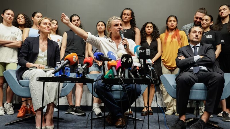 Conferencia de prensa con el elenco de la nueva película "Dolor y gloria".