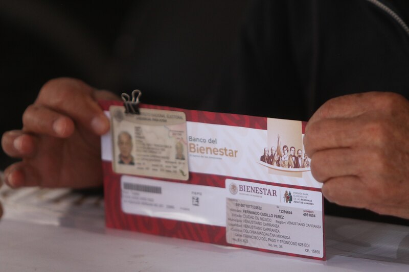 Title: Tarjeta Bienestar para Adultos Mayores